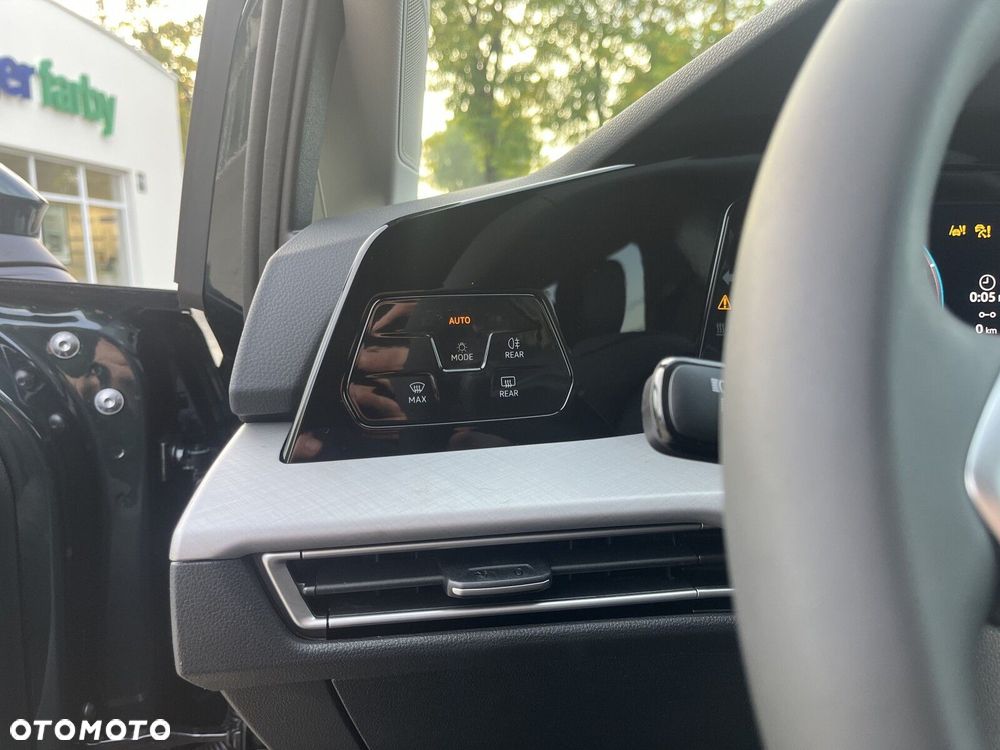 Volkswagen Golf 1.5 TSI Life Plus - 28