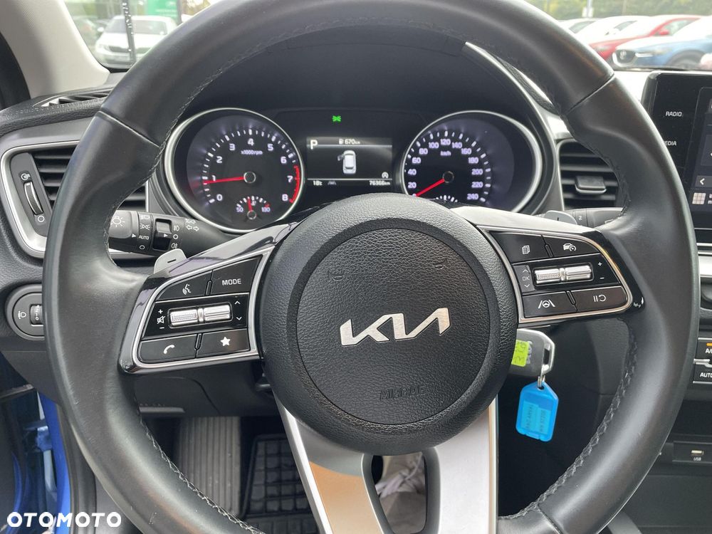 Kia Ceed 1.5 T-GDI M DCT - 22