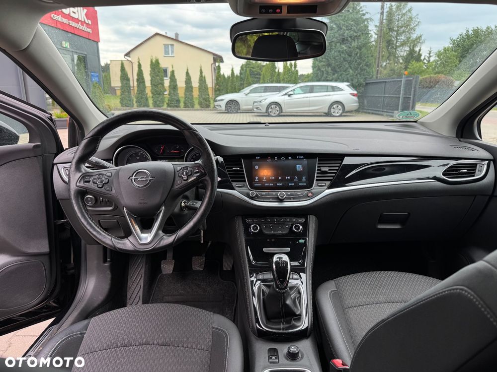 Opel Astra 1.4 Turbo Dynamic - 11