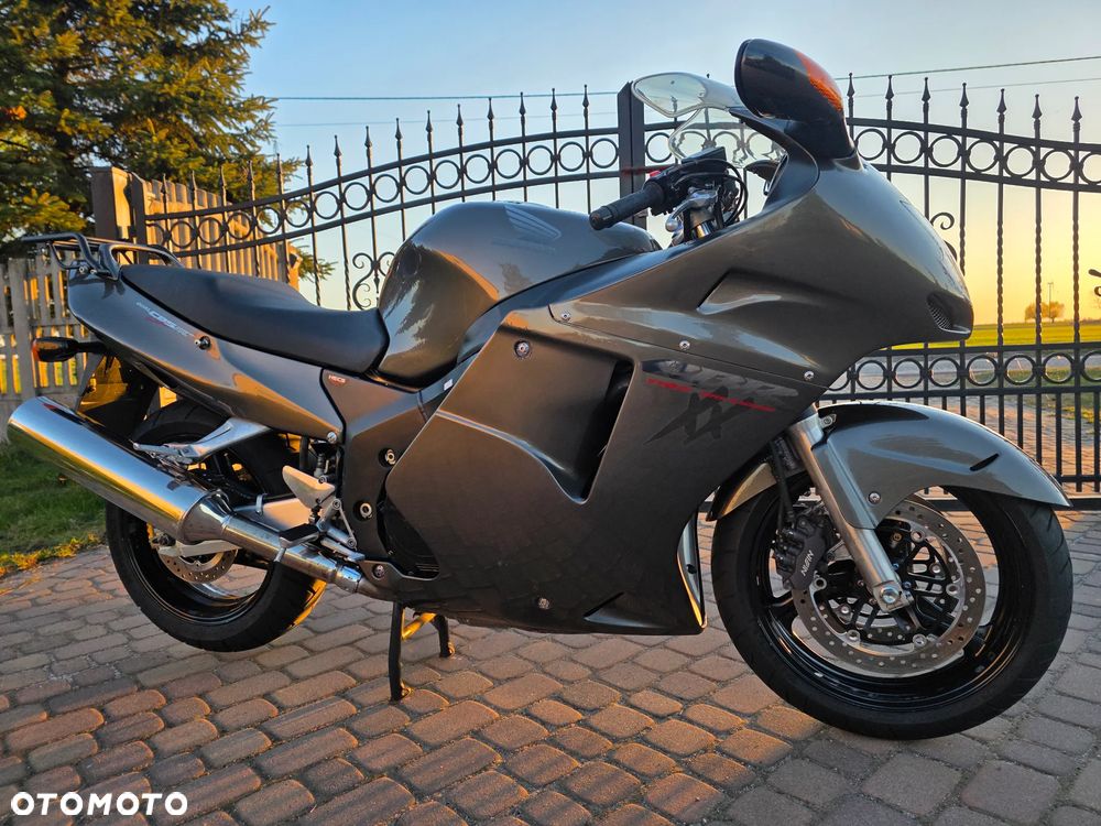 Honda CBR - 16