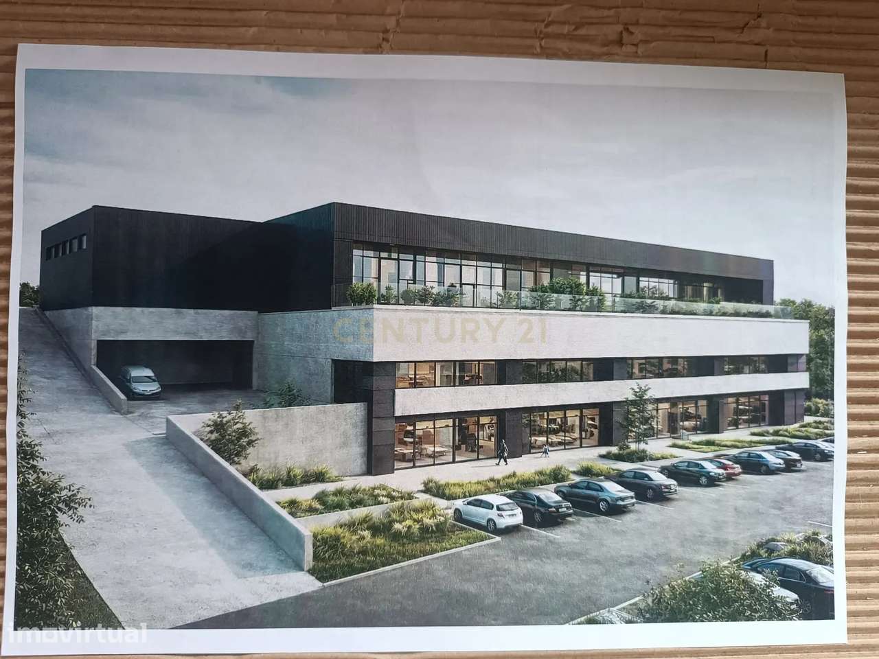 Terreno industrial de grandes dimensões, com 7 069m2, no Polo 6, em Fr - Grande imagem: 2/46