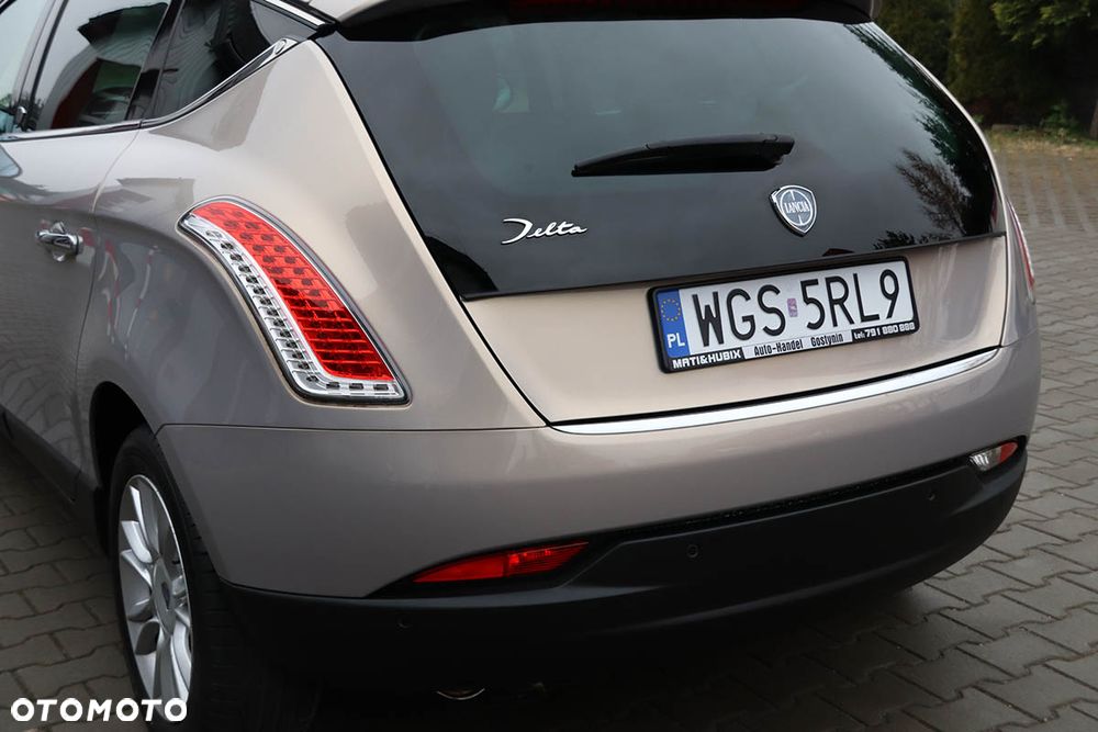 Lancia Delta 1.4 T-Jet 16v Argento - 17