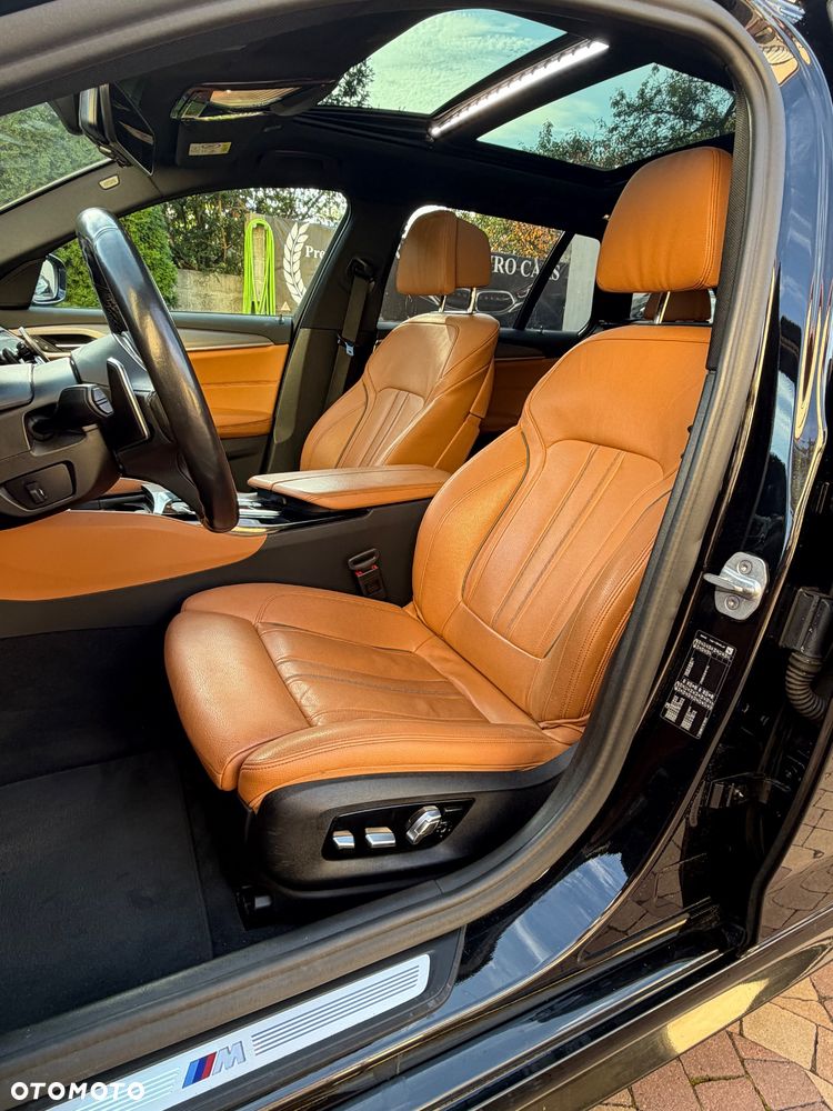 BMW Seria 5 530d M Sport sport - 23