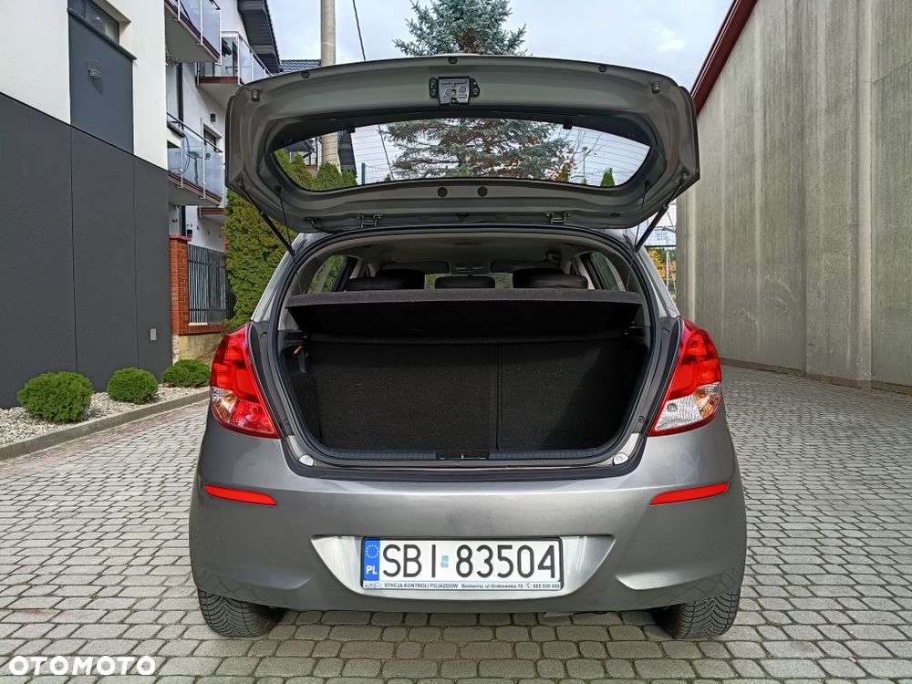 Hyundai i20 - 8