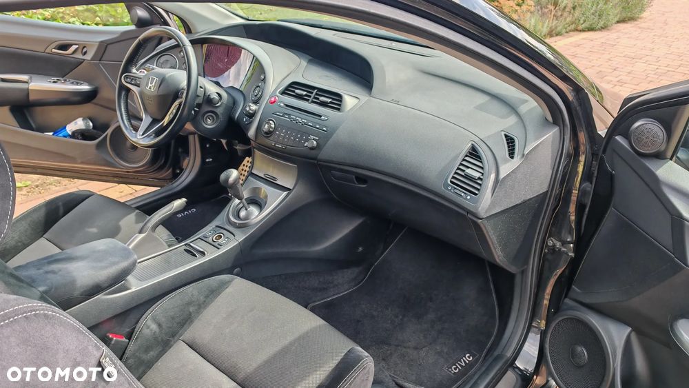 Honda Civic 1.4 i-VTEC S - 12