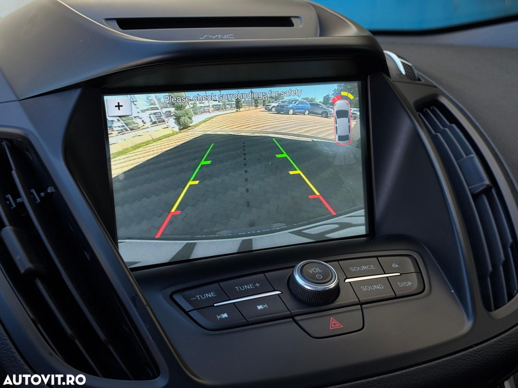 Ford Kuga - 11