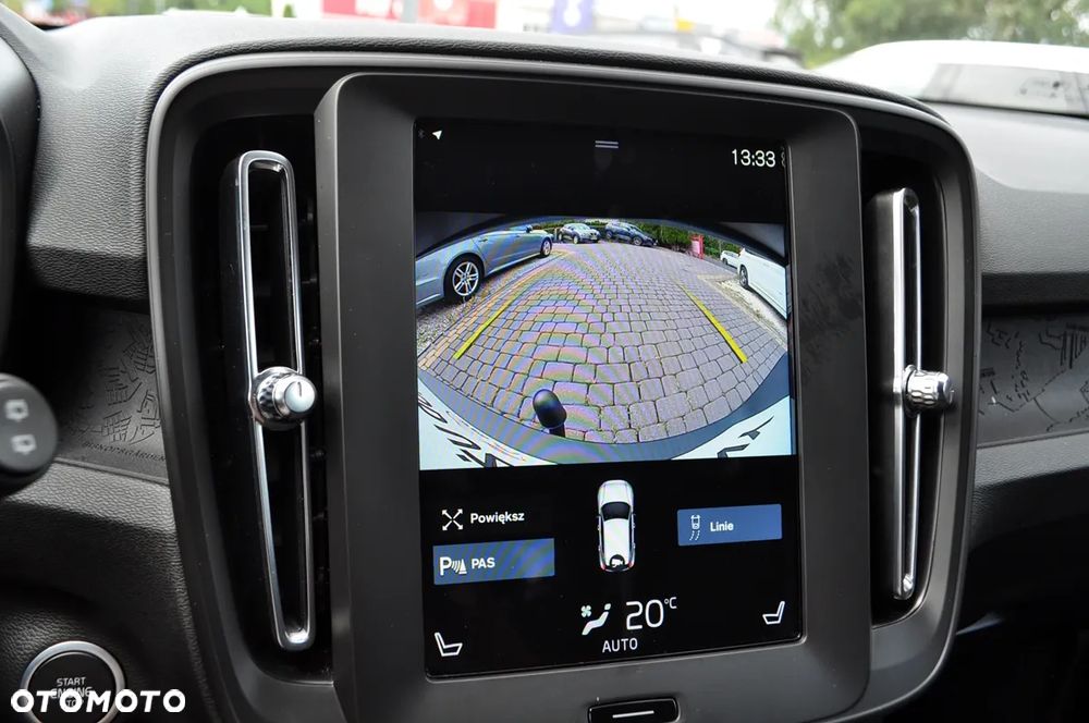 Volvo XC 40 T3 Momentum Core - 33