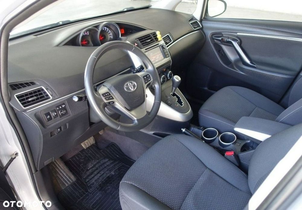 Toyota Verso - 13
