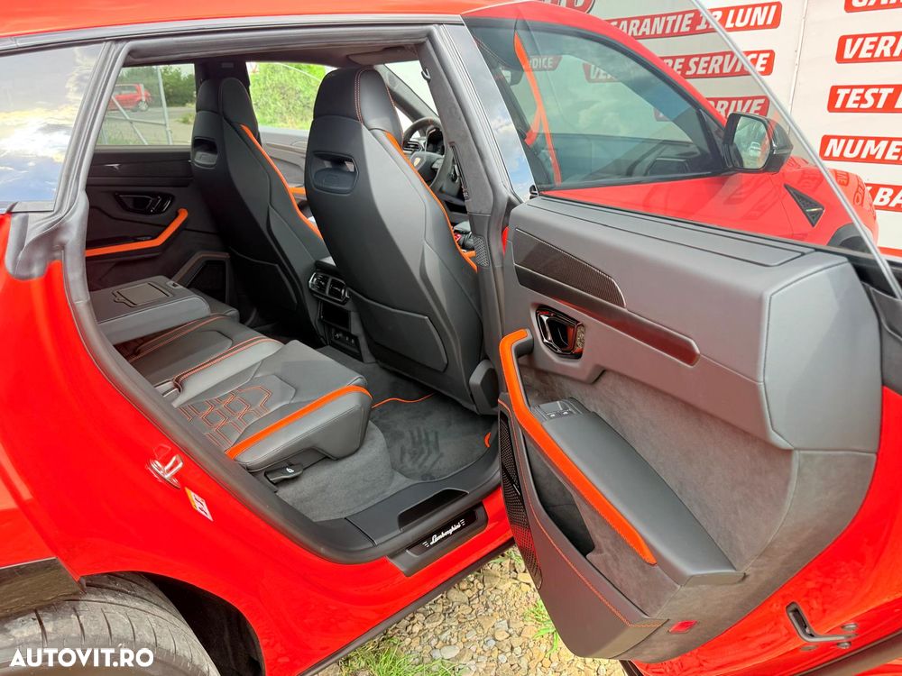 Lamborghini URUS - 14