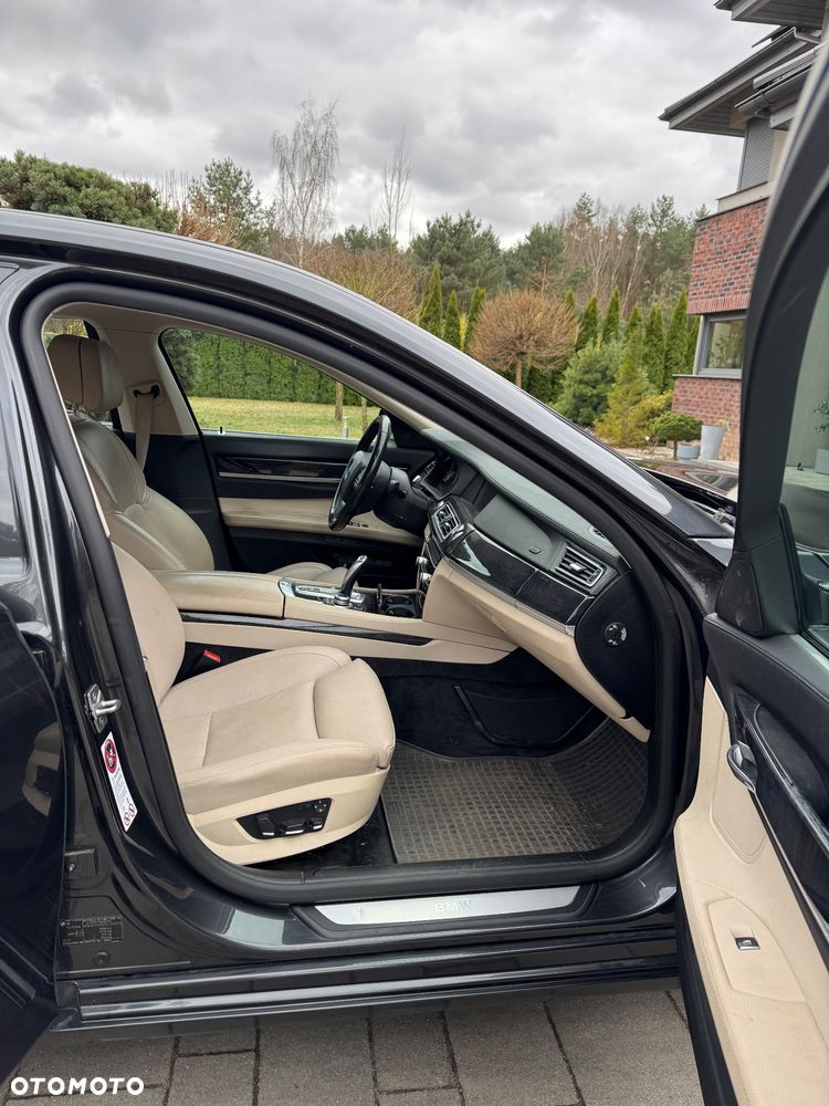 BMW Seria 7 730Ld - 9