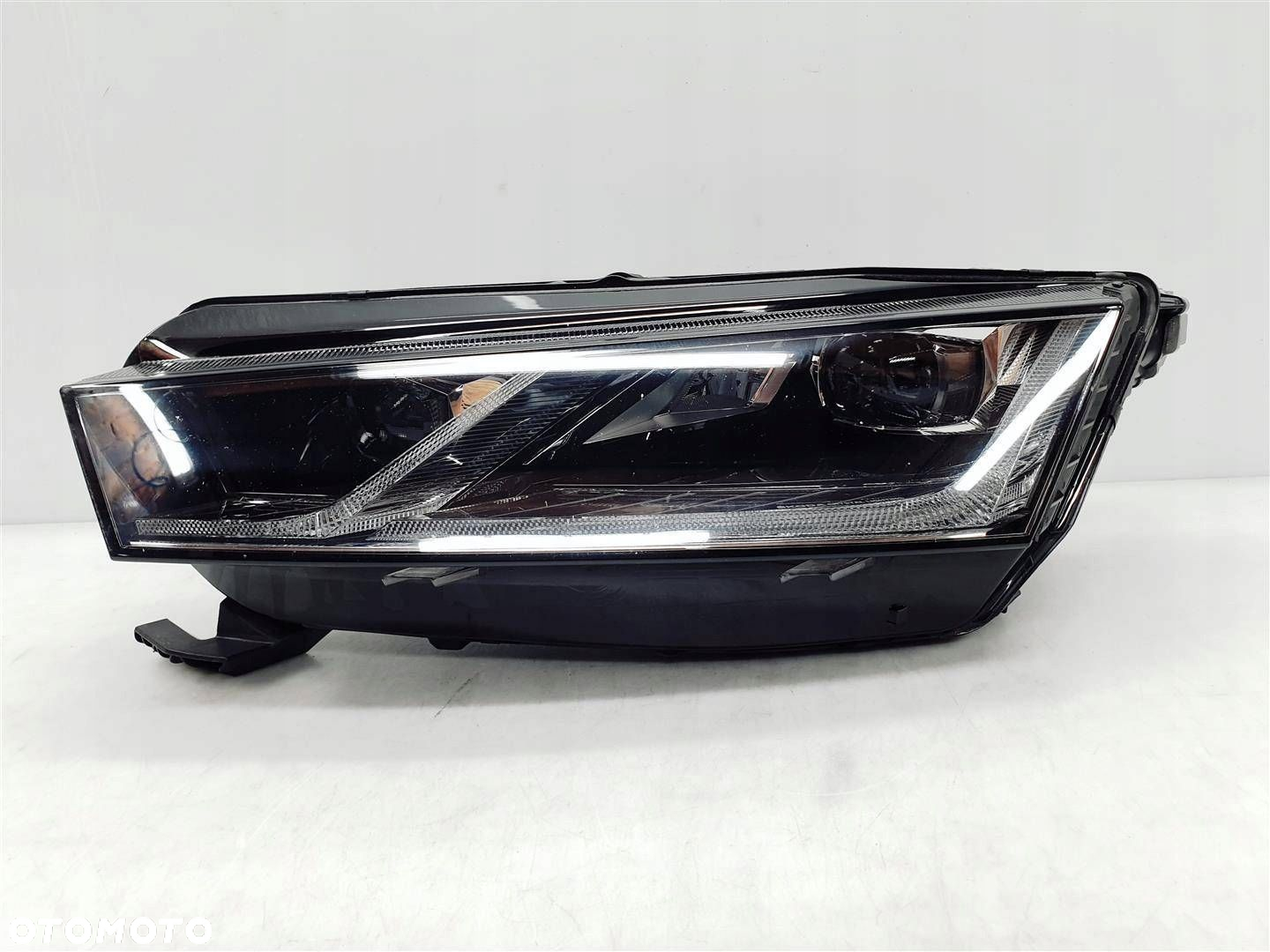 SKODA OCTAVIA 4 IV 5E4 20r LEWA LAMPA PRZÓD FULL LED ORY EU - 3