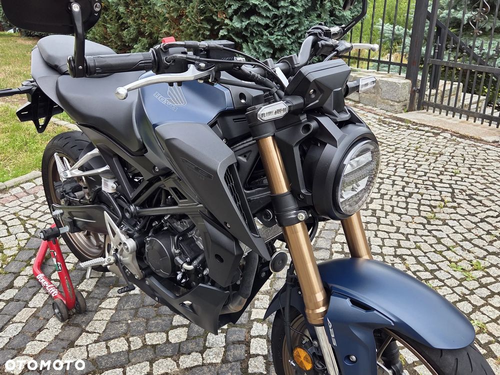 Honda CB - 25