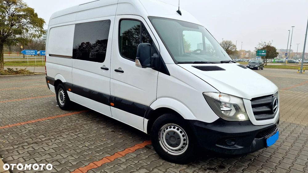 Mercedes-Benz Sprinter - 1