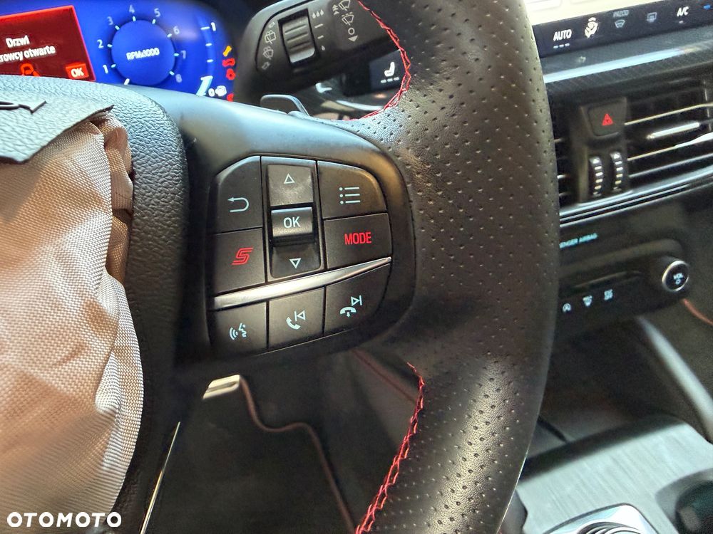 Ford Focus 2.3 EcoBoost S&S ST X - 33
