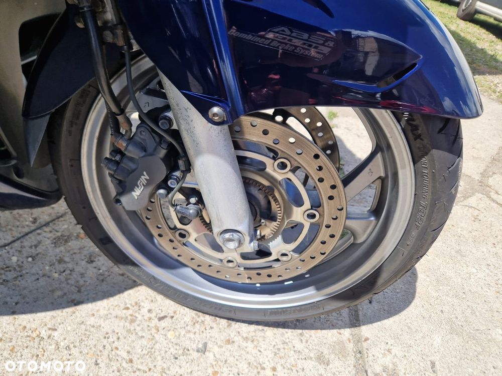 Honda ST - 6