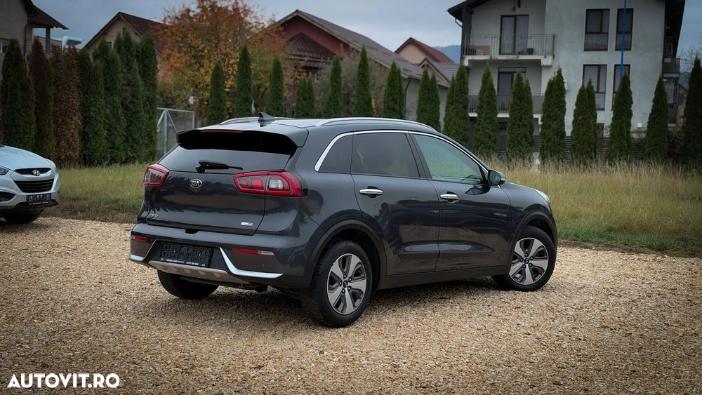 Kia Niro 1.6 GDI HEV 2WD OPF Aut. Edition 7 - 4