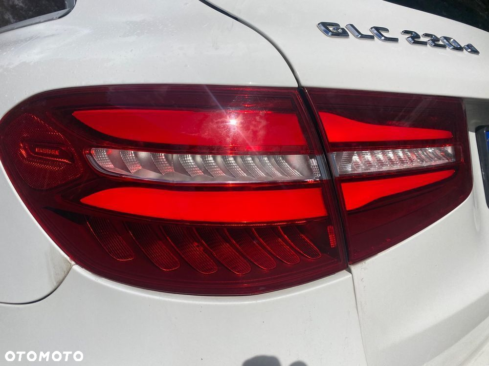 Mercedes-Benz GLC 220 d 4-Matic - 12
