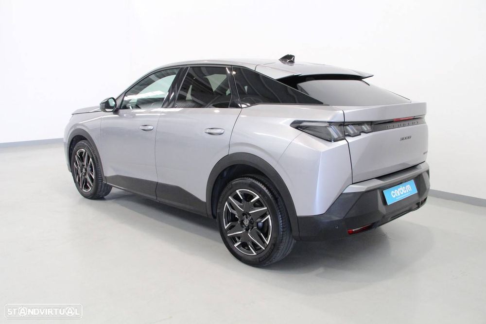 Peugeot 3008 1.2 Hybrid Allure e-DCS6 - 4