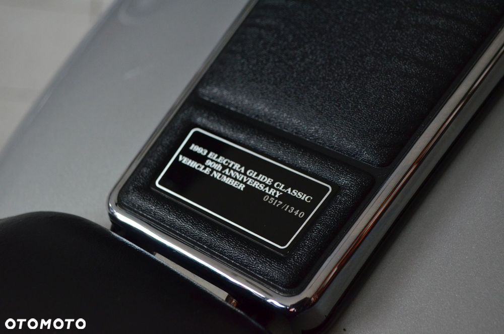 Harley-Davidson FLHT Electra Glide Standard - 30