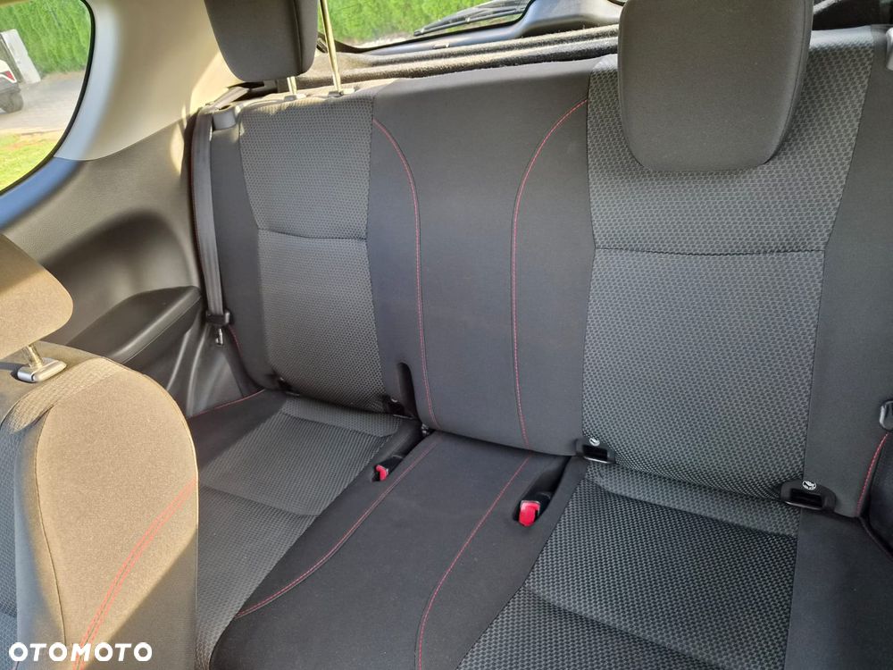Suzuki Swift 1.6 Sport - 11