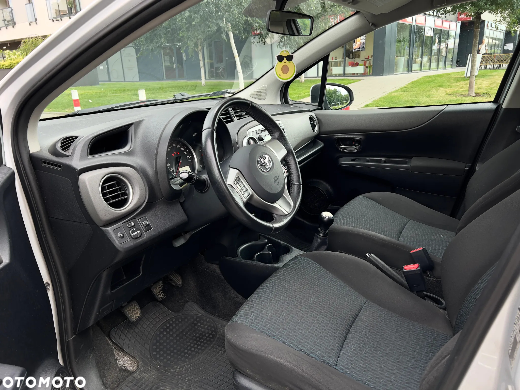 Toyota Yaris 1.0 Active - 4