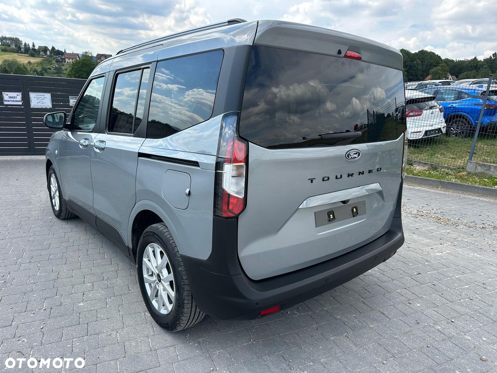 Ford Tourneo Courier 1.0 EcoBoost Titanium - 6