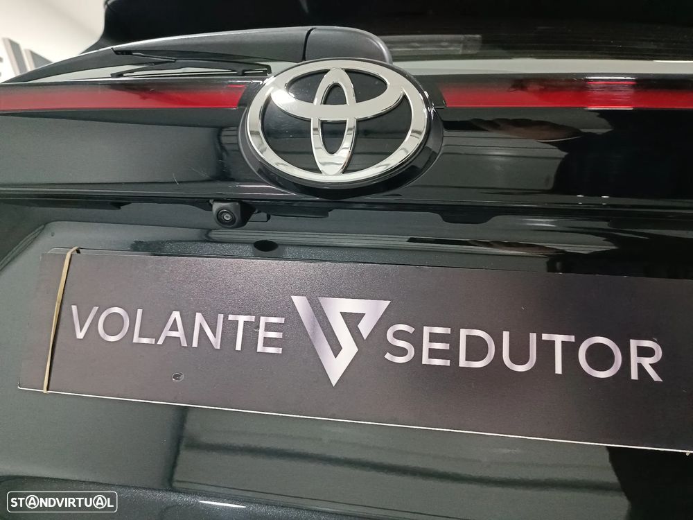 Toyota Yaris Cross 1.5 HDF Comfort Plus - 19