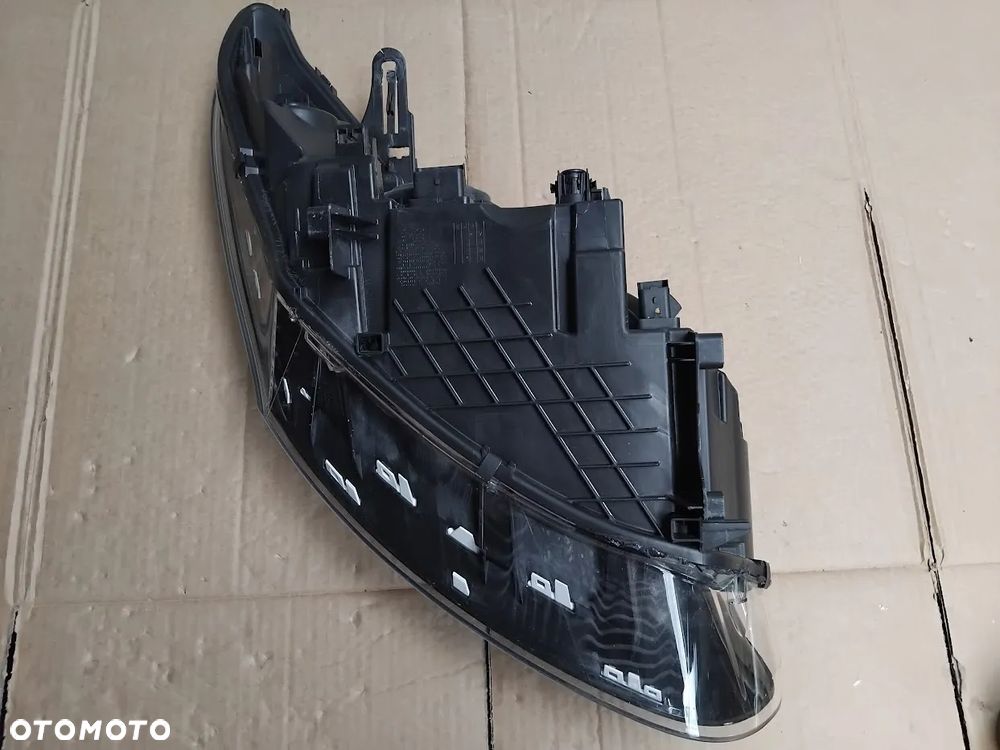 LAMPA PRZEDNIA LEWA MEGANE III GT-LINE 13-16 - 3