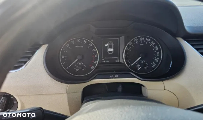 Skoda Octavia 2.0 TDI Elegance - 6