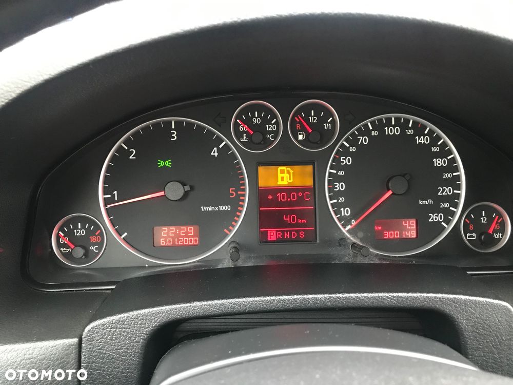 Audi A6 Avant 2.5 TDI Multitronic - 28