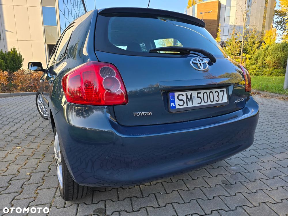 Toyota Auris - 19