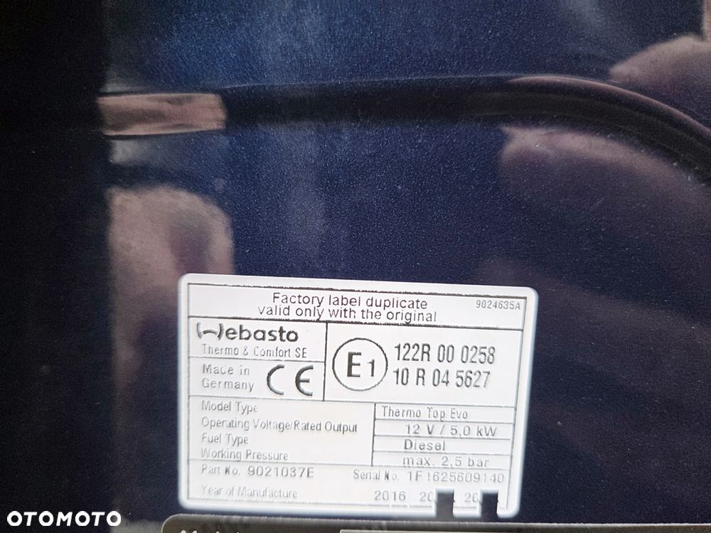 BMW Seria 3 318d Edition Luxury Line Purity - 16