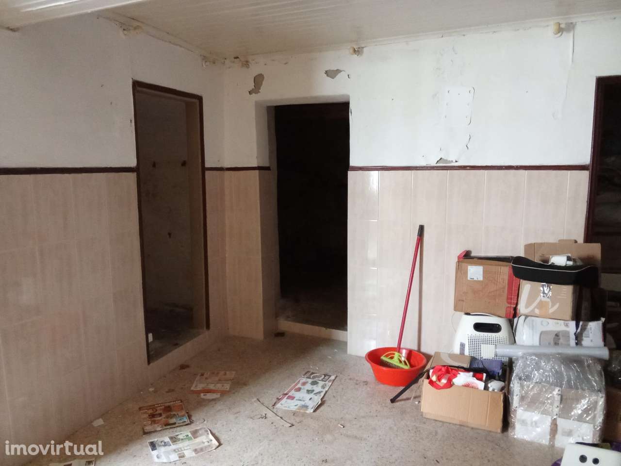 Moradia T4 em Nisa — 210m² para Remodelar (Preço Negociável) - Grande imagem: 5/31
