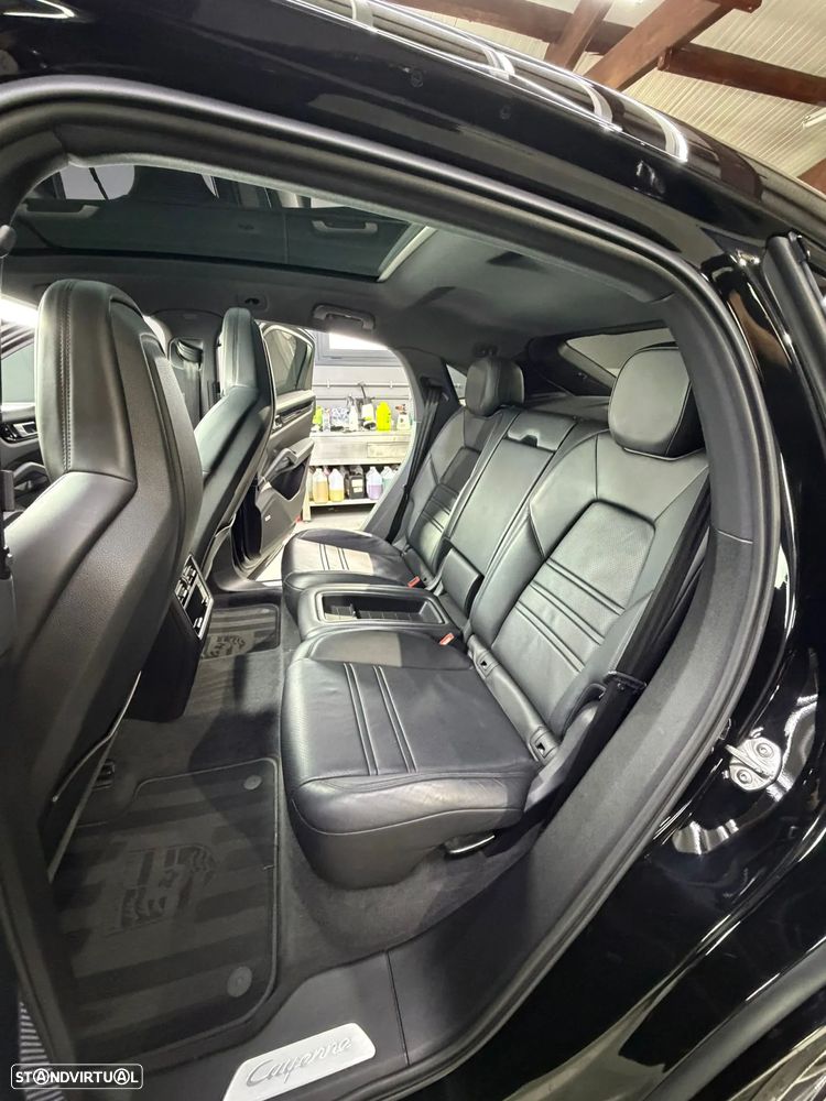 Porsche Cayenne Coupé - 11