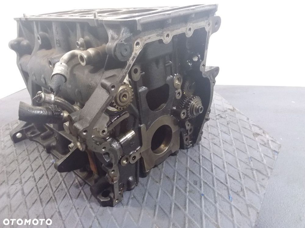 AUDI A4 B8 1.8 TFSI CDHB BLOK SILNIKA 06H103021L - 5