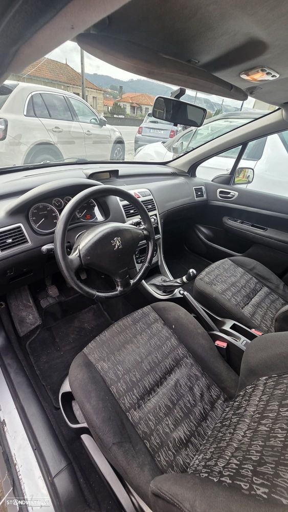 Peugeot 307 1.4 HDi Premium - 5