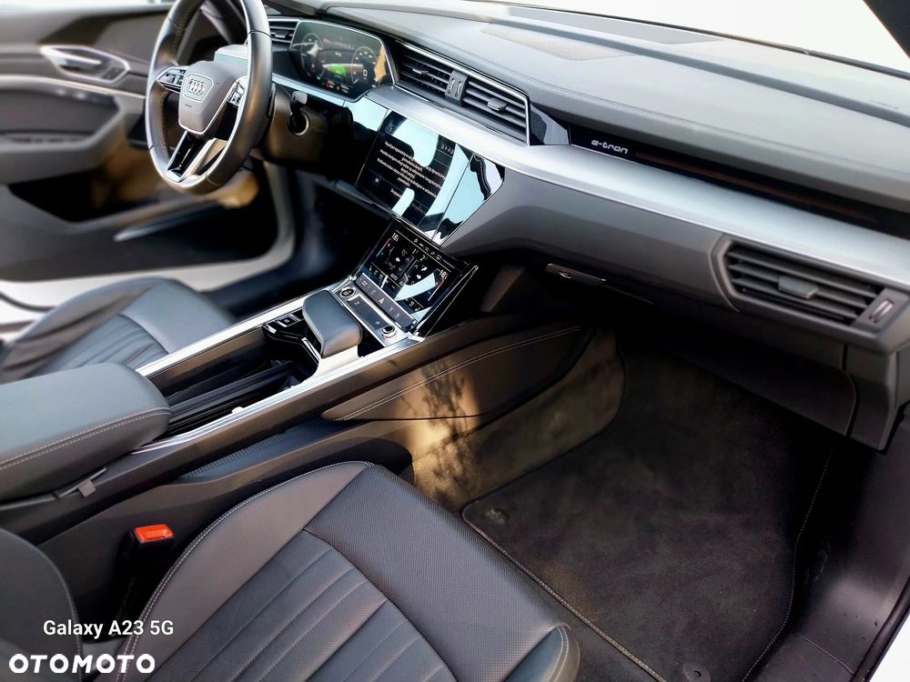 Audi e-tron Sportback 55 quattro S line - 11
