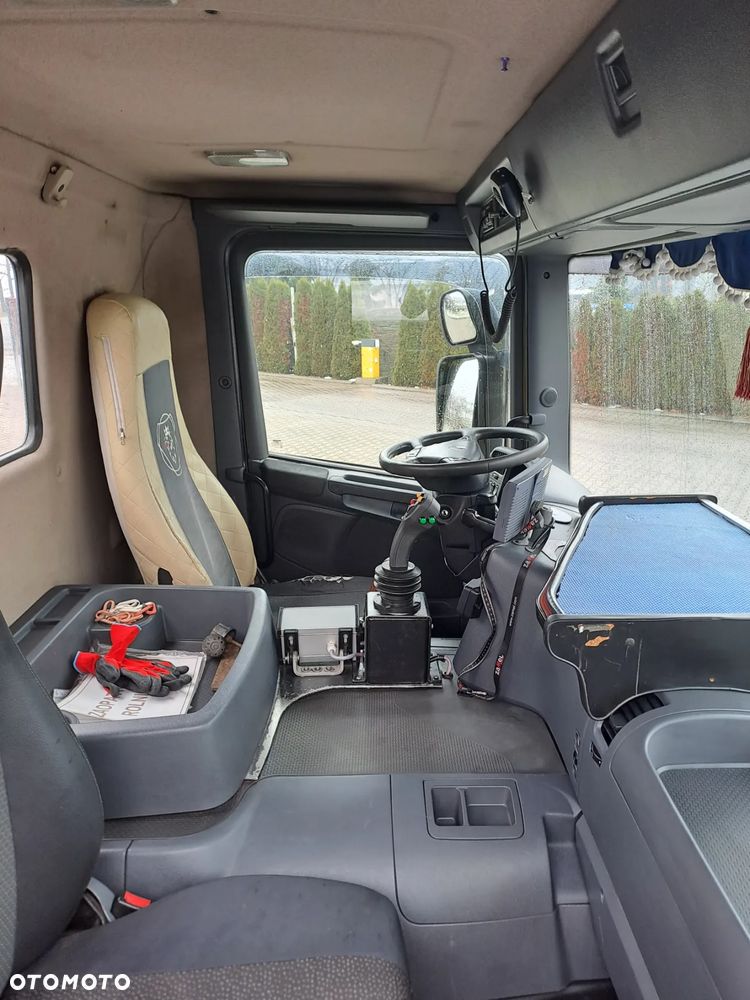 Scania P420; 8X4 - 9