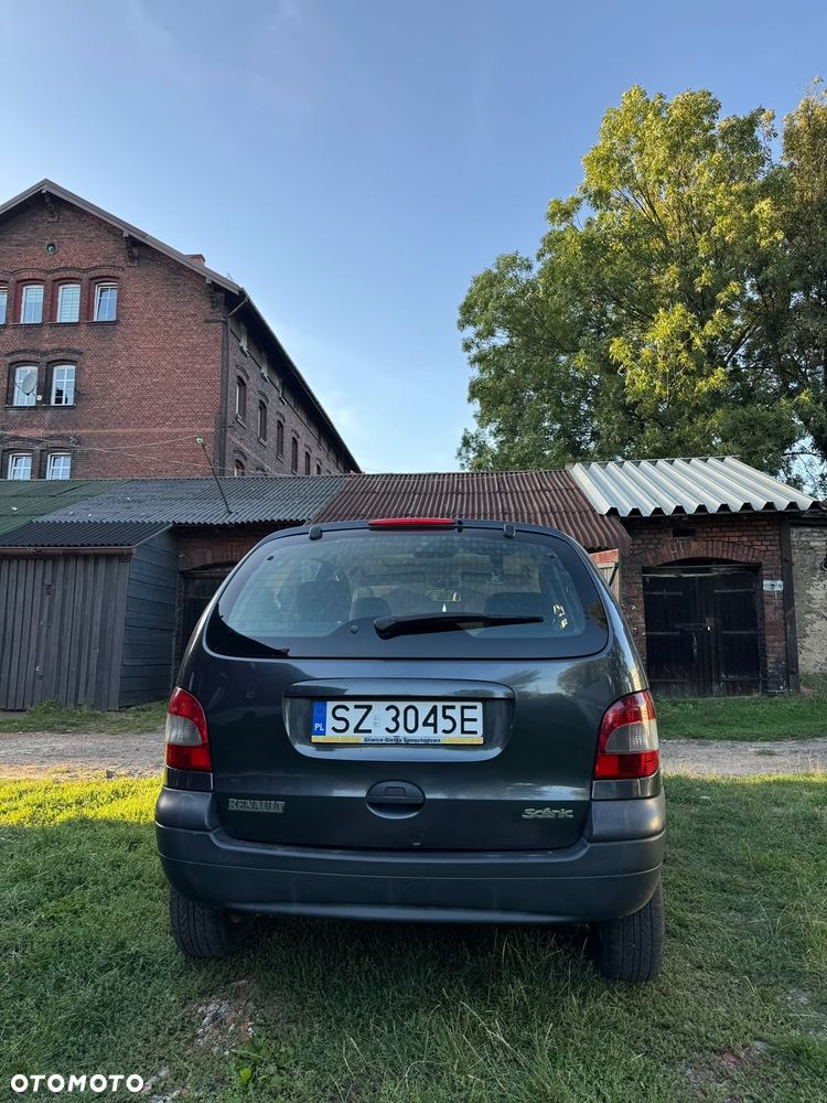 Renault Scenic - 4