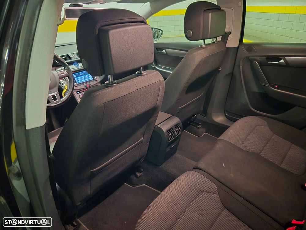 VW Passat Variant 1.6 TDI Confortline - 29