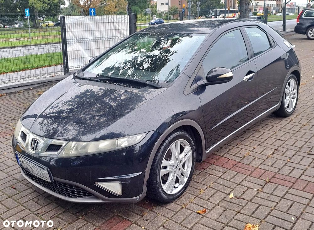 Honda Civic 1.8 Comfort - 1