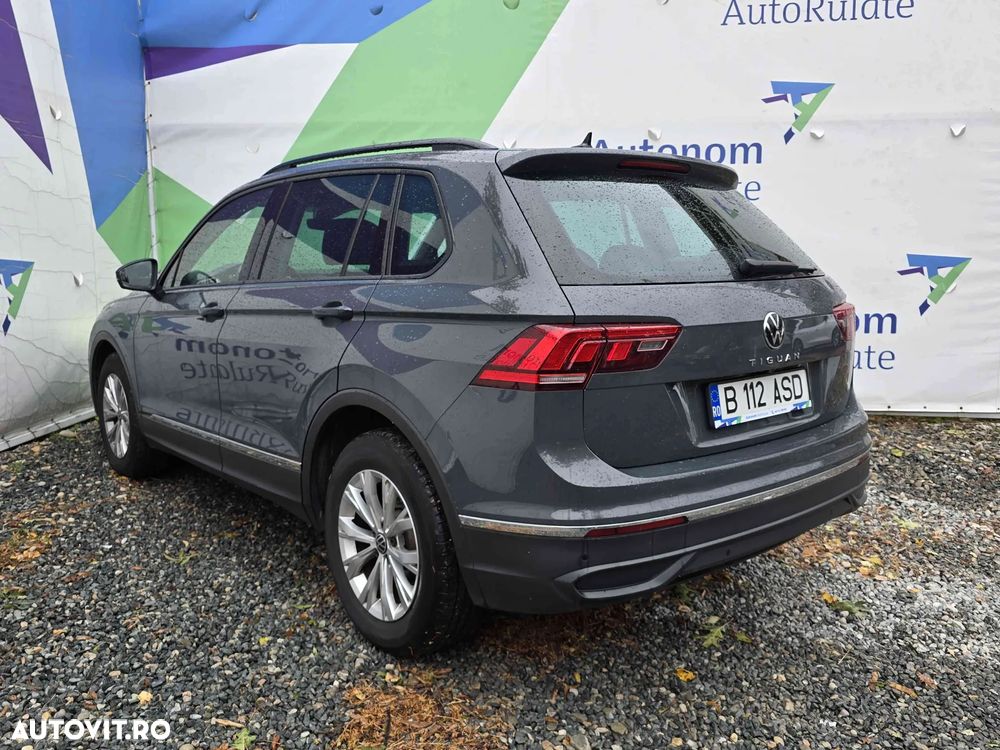 Volkswagen Tiguan - 4