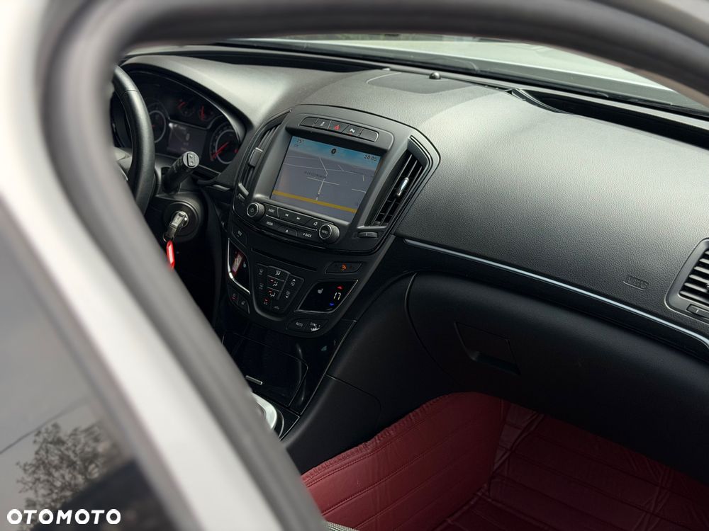 Opel Insignia - 28