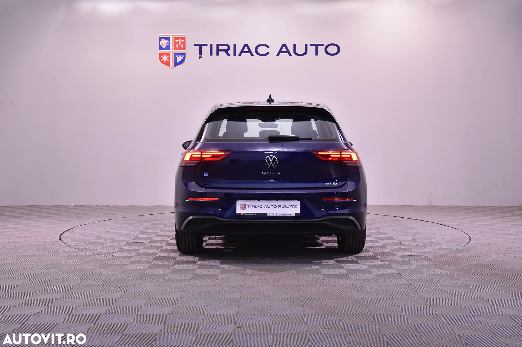 Volkswagen Golf - 4