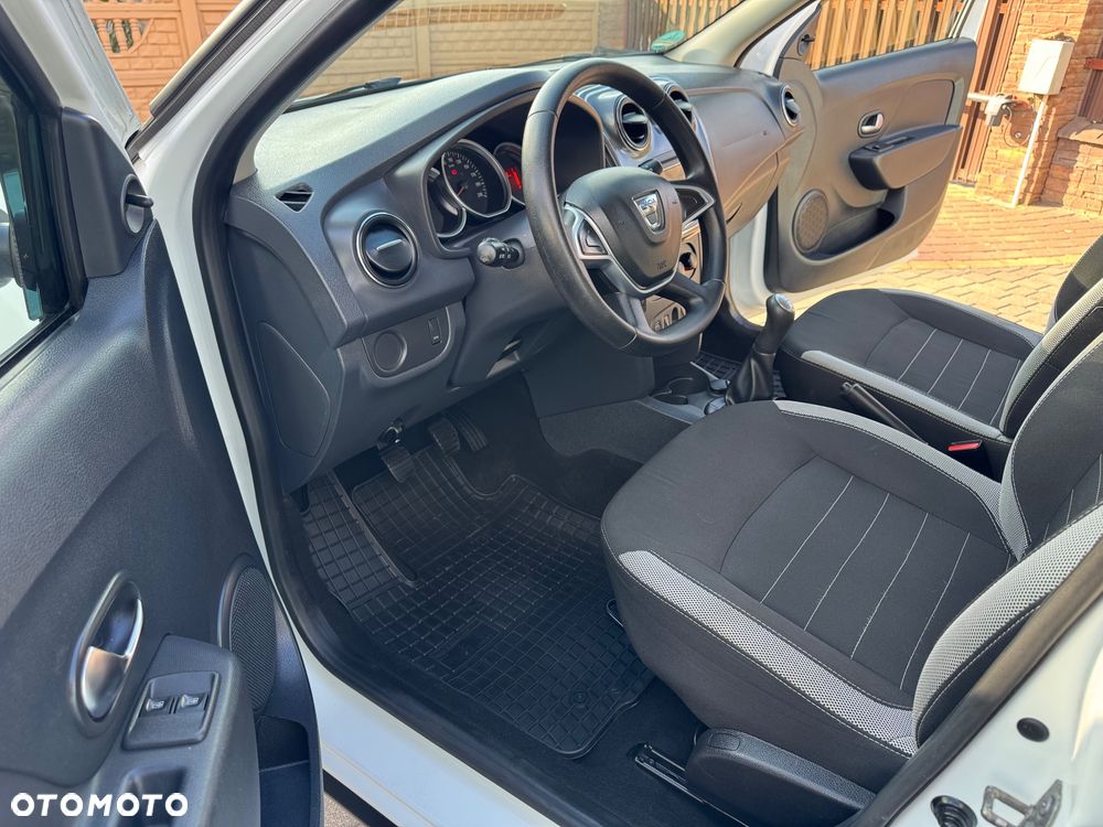 Dacia Sandero Stepway TCe 90 (S&S) Essential - 14