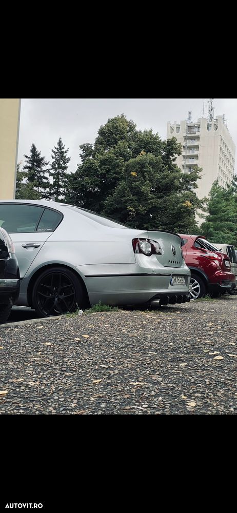 Volkswagen Passat Variant 2.0 TDI Sportline DPF - 4