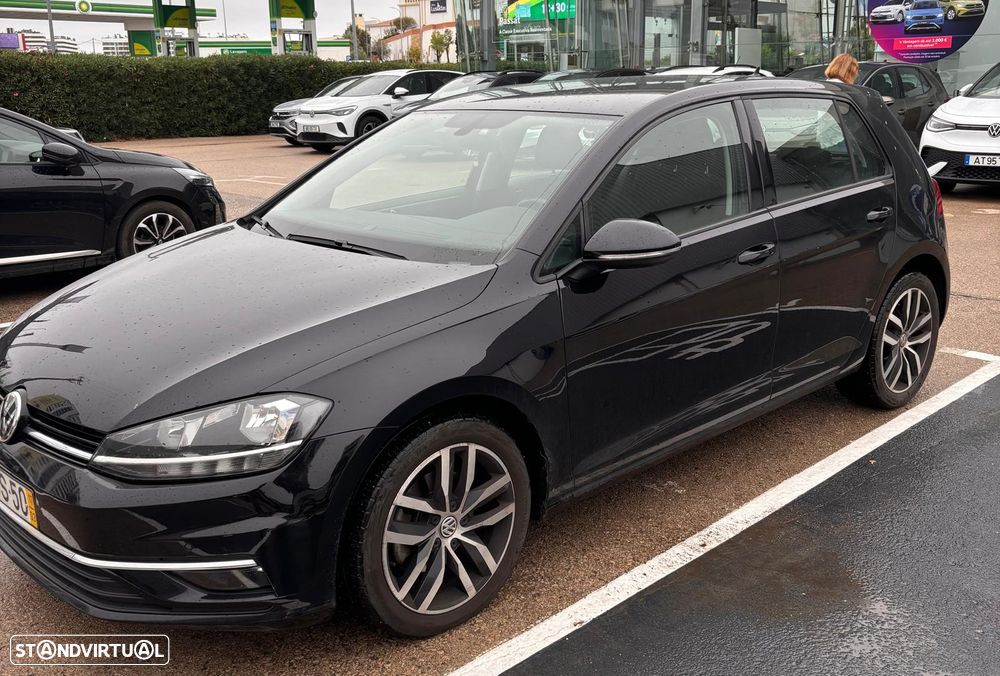 VW Golf 1.6 TDI Confortline DSG - 1