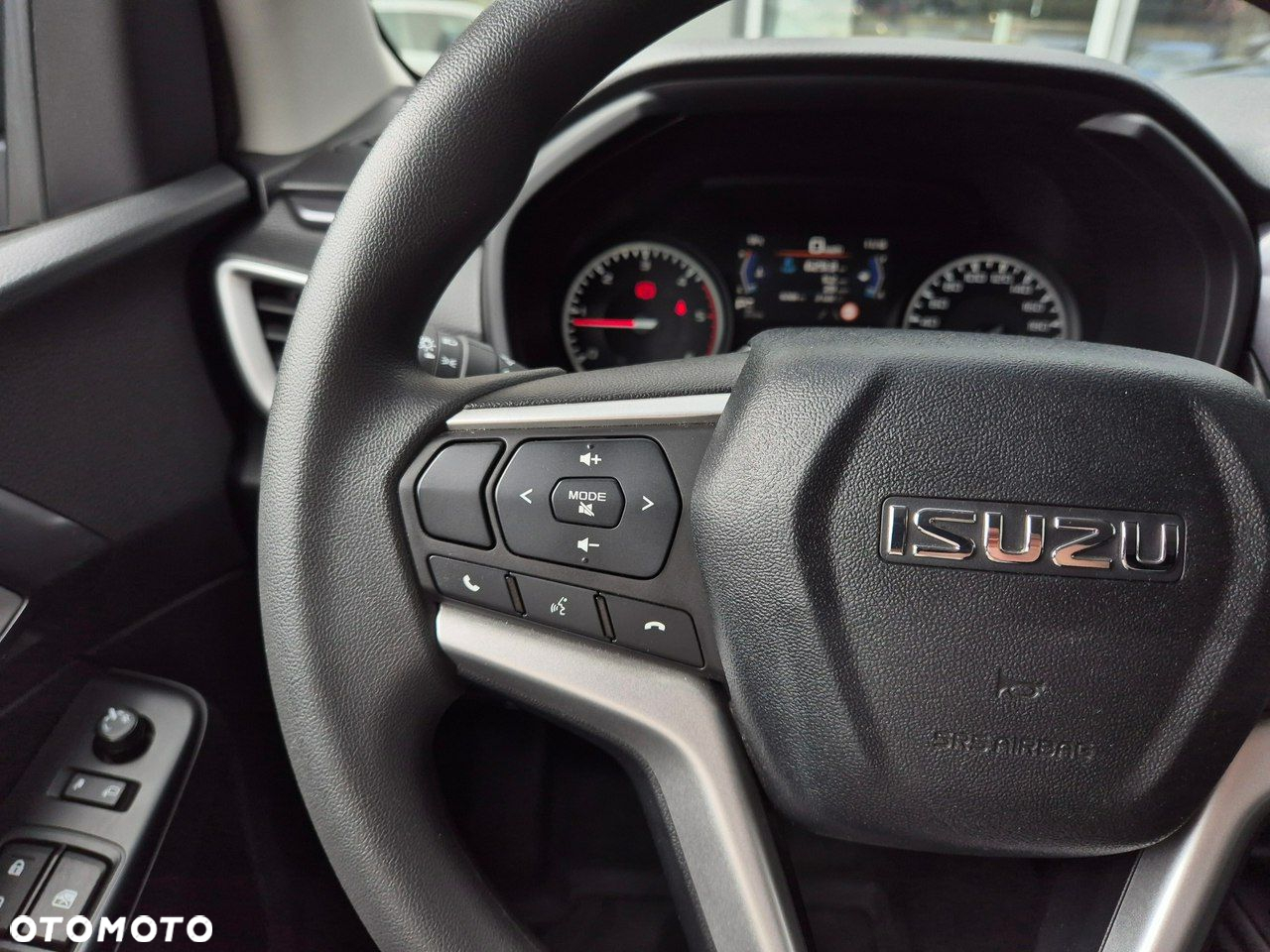 Isuzu D-Max - 16