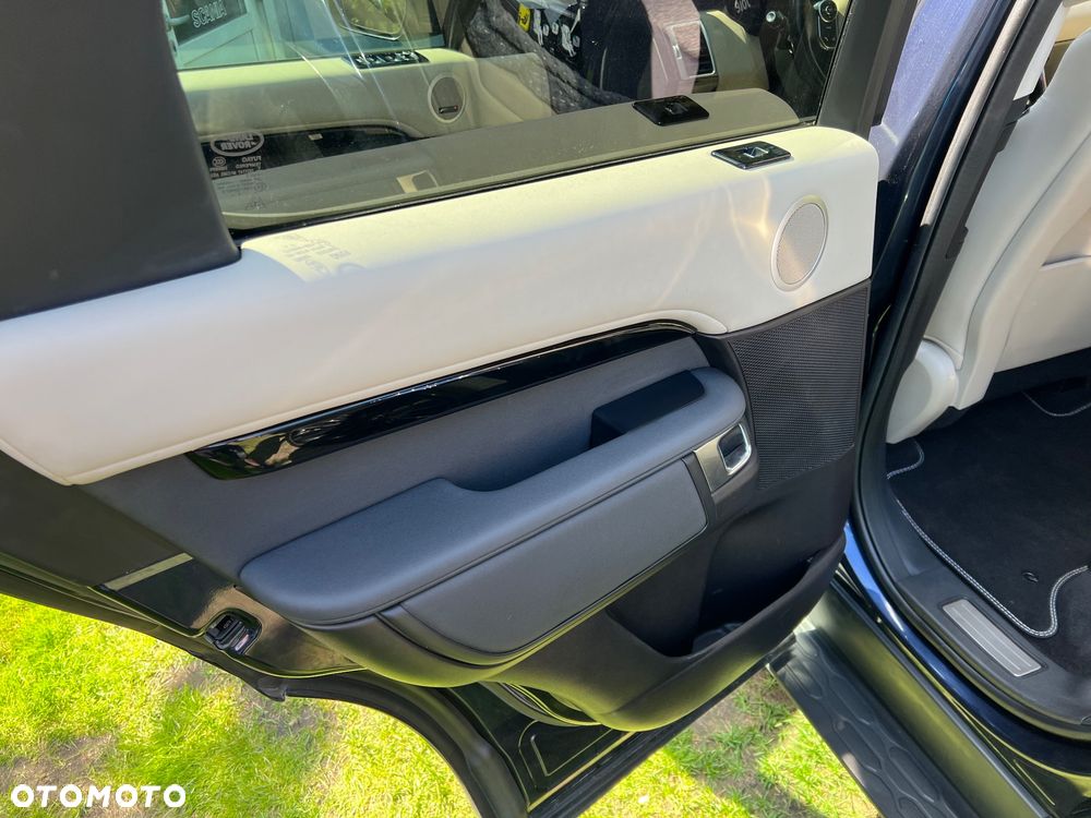 Land Rover Discovery 3.0 V6 Supercharged SE - 15