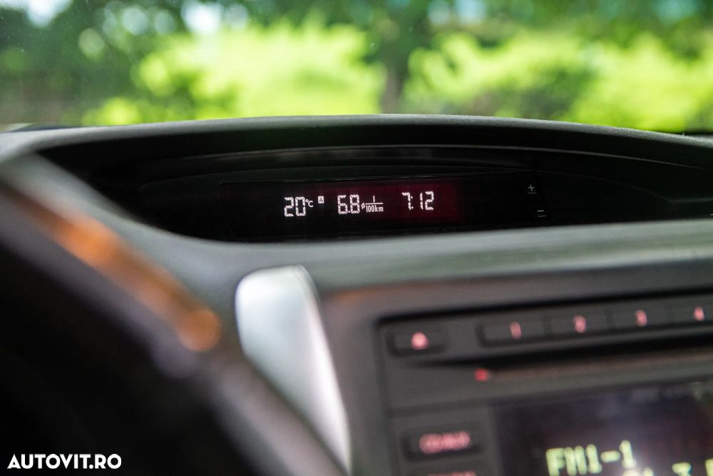 Subaru Forester 2.0X BR - 25